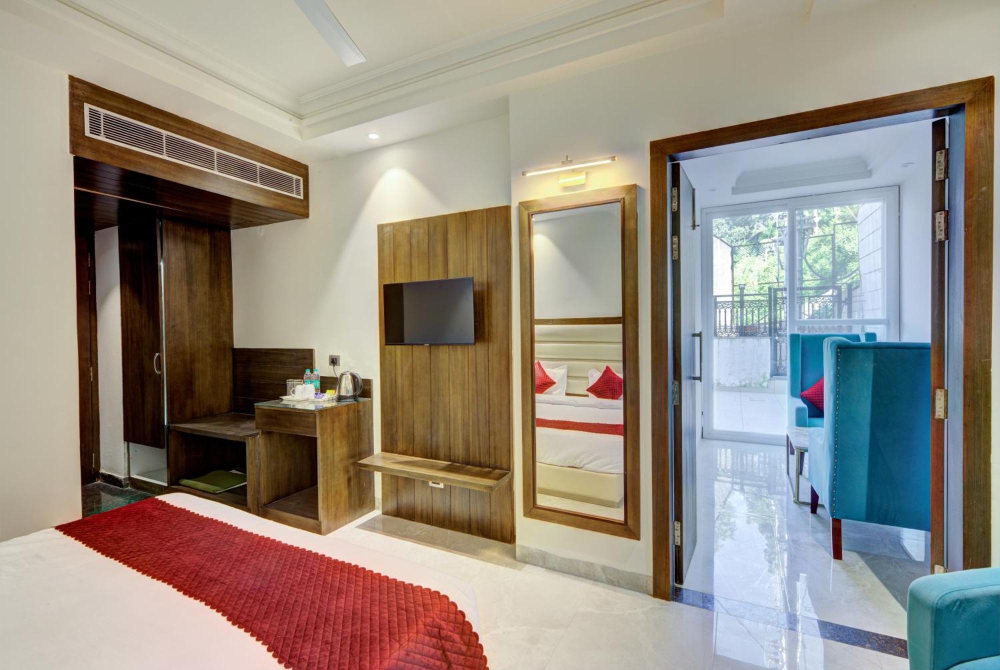 Luxe Resorts - Centrally Heated Air Conditioned Hotel In The Heart Of Касаули Екстериор снимка